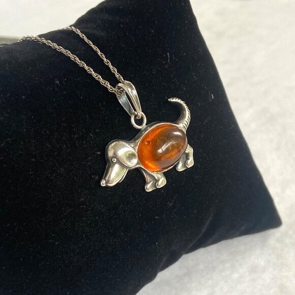 Sterling Silver 925 Puppy Dog Hound Dog Baltic Amber Pendant Necklace 18" Chain - Picture 8 of 16